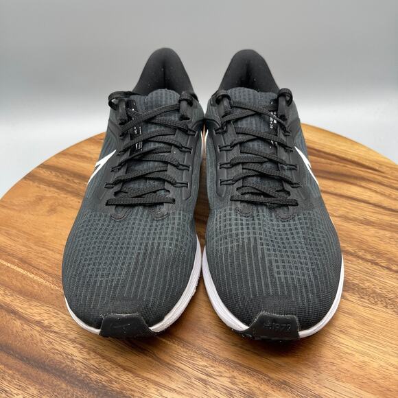 Nike Air Zoom Pegasus 39 Shoes Mens Size 10.5 Black Running Comfort Walking Gym - Picture 2 of 8